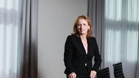 Elterngeld höher? Familienministerin Prien: „Es muss mehr werden“