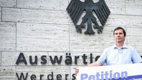 Ungarn: Maja T. im Hungerstreik – Außenminister will mit Ungarn reden