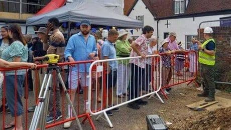 Archaeological dig in pub garden hailed 'huge success' as Roman remains found