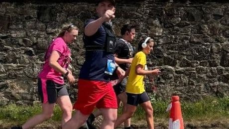 Coatbridge dad tears muscle during his second Edinburgh marathon after breaking foot in first effort