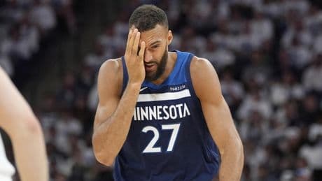 Más difícil todavía: Rudy Gobert muestra su lado más 'patoso' en su rutina pre-partido
