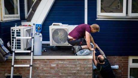 Airco’s massaal gekocht tegen zomerse hitte: bijna één op de vier huizen heeft er een