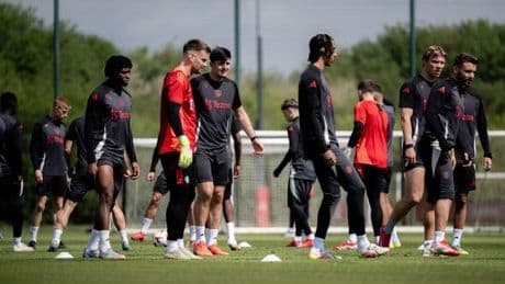 Man Utd 'start surprising contract talks' as Ruben Amorim decides to block exit