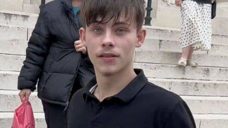 Thug boyfriend avoids jail after he strangled girlfriend over vape liquid
