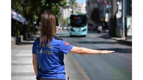 Büyükşehir toplu ulaşımda denetimlerini sürdürüyor