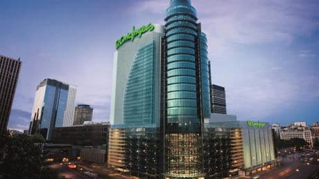 El Corte Inglés eleva su beneficio más del 6% hasta 521 millones por el impulso de retail y moda