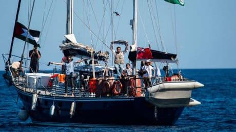 En direct, guerre à Gaza : le « Madleen », un bateau humanitaire ayant à son bord Greta Thunberg et Rima Hassan, a été « arraisonné par l’armée israélienne », selon l’ONG, Israël dit l’avoir « dérouté »