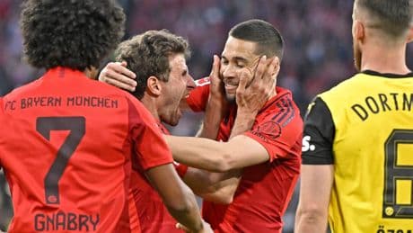 Nur Unentschieden im Kracher gegen BVB - Müller knutscht, Bayern wackelt!