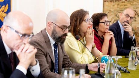Los jueces y fiscales inician una huelga contra las reformas de un Gobierno “acosado por la corrupción”