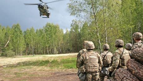 Manöver im Baltikum: Die NATO geht in Deckung
