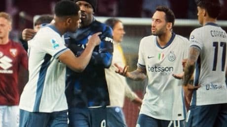 Dumfries, Hakan Çalhanoğlu'nun üzerine yürüdü!