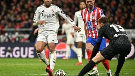 Lenglet firma tres años con el Atlético tras rescindir su contrato con el Barça