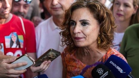 El Gobierno intenta marcar una distancia de «tranquilidad» ante la declaración de Cerdán en el Supremo