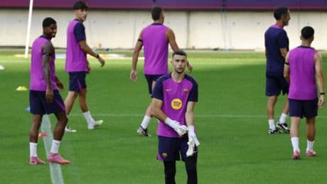 Primera sesión en Kobe con presencia de Laporta y Mikitani