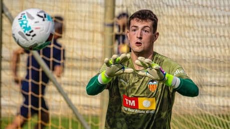El Valencia quiere a un portero que ponga en peligro la titularidad de Agirrezabala
