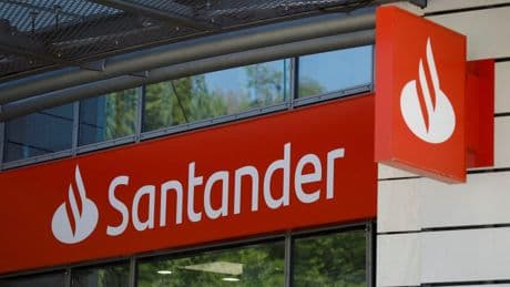 Two major lenders cut mortgage rates ahead of expected interest rate cut