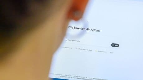 ChatGPT, Claude und Co.: Umfrage: Nur jeder Vierte überprüft KI-Ergebnisse