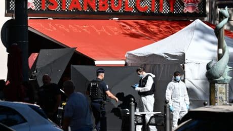 Attaque au couteau à Marseille : cinq blessés, le suspect tué par la police