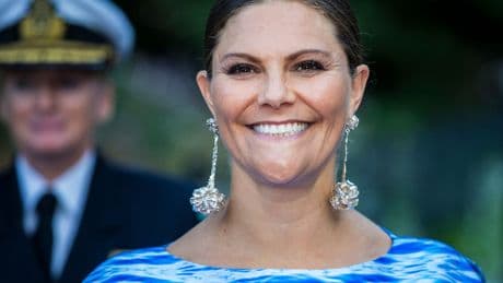 Kronprinzessin Victoria zeigt sich mit 3.500-Euro-Tasche