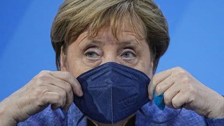 Virologe fordert - Merkel muss Kamin-Gespräche zu Corona offenlegen
