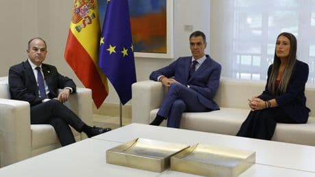 Junts dice que la confianza con Sánchez está "al límite" y le pide "garantías" de que cumplirá los acuerdos de investidura