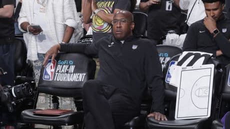 Latest next Knicks coach odds reveal new favorite as interviews begin