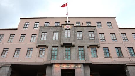 MSB kaynaklarından 'Çelik Kubbe' ve 'hipersonik-balistik füze' mesajı