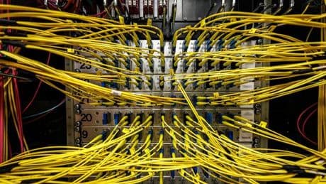 Künstliche Intelligenz: Deutsche Technologiekonzerne sollen Bau von KI-Gigafabrik planen