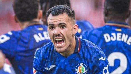 Álex Sola, operado con éxito