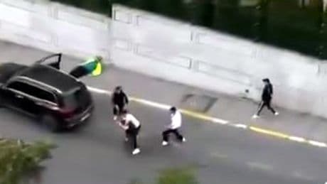 Avcılar’da tekmeli yumruklu trafik kavgası: O anlar kamerada