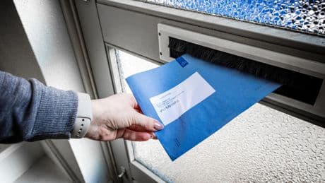 ’Stop onnodige post van overheid’