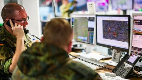 Rechnungshof rügt - Bundeswehr hat zu viele „Schreibtisch-Soldaten“