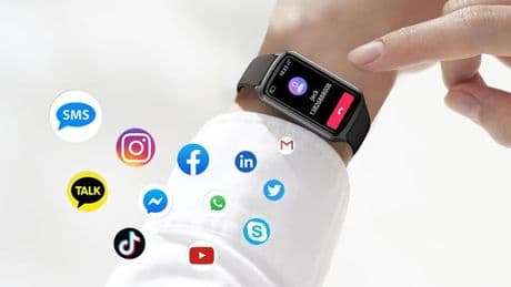 Shoppers replace Fitbit with 'comfortable' smartwatch reduced to £39 in sale