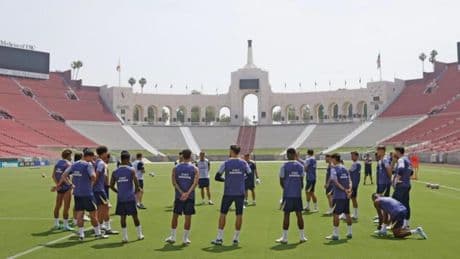 El Atlético pisó el histórico Memorial Coliseum