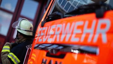 Niedersachsen: Zug kollidiert mit Auto – zwei Tote