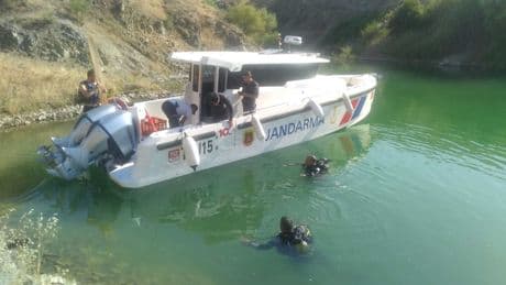 Serinlemek için göle girdi cansız bedeni bulundu