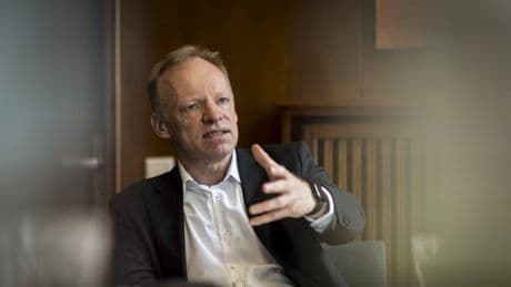 Top-Ökonom zu Zoll-Deal mit Trump: "Dürfen uns über diese Demütigung nicht wundern"