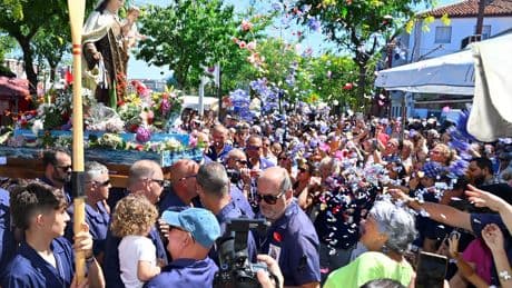 ¿Por qué lanzaron un escapulario al mar? La leyenda que dio origen al día de la Virgen del Carmen