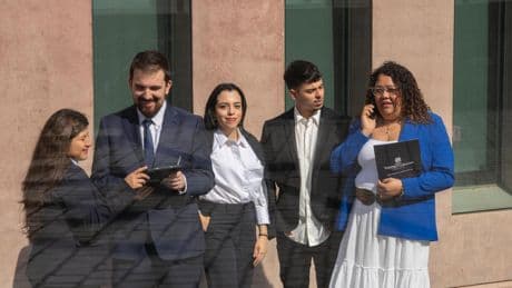 Así es el despacho que acompaña a cientos de emprendedores a lanzar su negocio