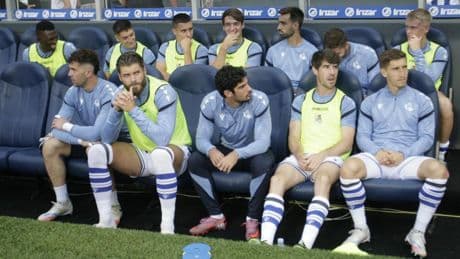 Hay cinco jugadores de la Real que no han salido del banquillo aún