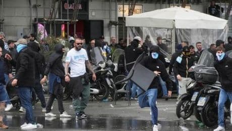Serie A in Italien: 24 Polizisten bei Ausschreitungen vor Rom-Derby verletzt