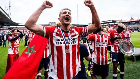 Rangers transfer rumours collide as Luuk de Jong shares trait with Ibrox linked star as PSV hero arrives at D-Day
