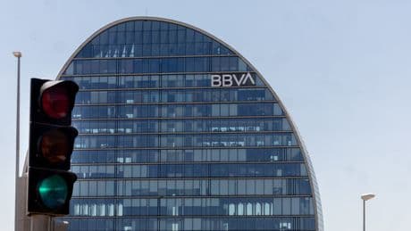 BBVA ficha a exejecutivos de N26 y Klarna para lanzar su banco digital en Alemania