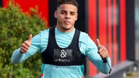 Max Aarons on Rangers transfer brink as medical 'done' and Bournemouth man in Glasgow