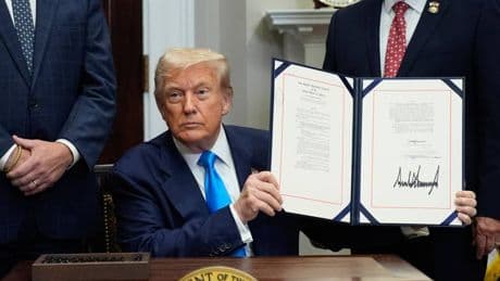 La Fed non abbassa i tassi. Trump: "A settembre sarà tardi"