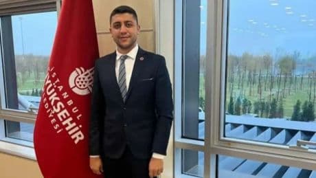 CHP'li Bayrampaşa Belediye Meclis Üyesi Murat Salman partisinden istifa etti