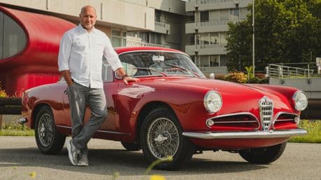 Alfa Romeo e Luna Rossa presenti alla 1000 Miglia 2025. A bordo di una 1900 Super Sprint del 1956