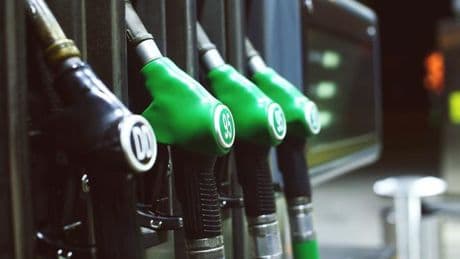 La publicidad de la gasolina podría prohibirse próximamente a raíz de la Ley de Consumo Sostenible