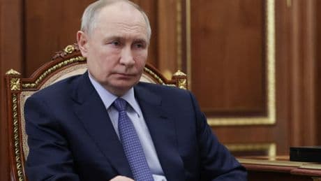 Guerre en Ukraine: Vladimir Poutine limoge le commandant des forces terrestres de l'armée russe