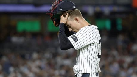 Sloppy Yankees can’t get out of their own way again in ugly loss to Phillies